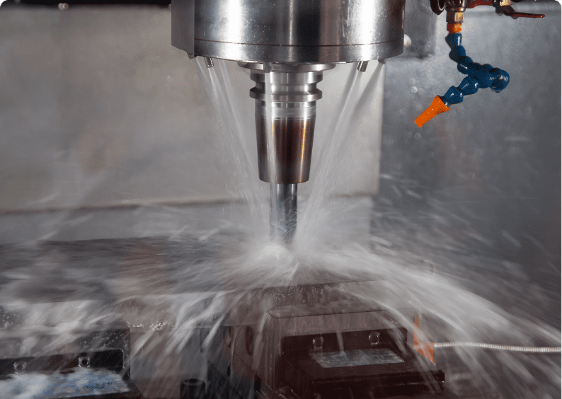 Metal machining process with coolant flow
